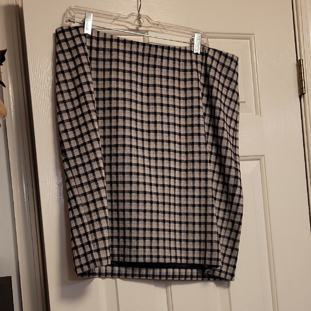 J. Jill Ponte Black and White Plaid Pencil Skirt Petite XL